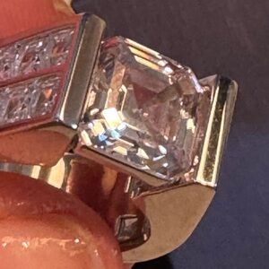 Elegant moissanite and silver ring